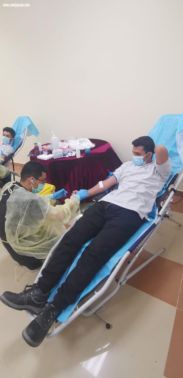 بمناسبة اليوم الوطني وبالتعاون مع الكلية التقنية بالعارضة مستشفى العارضة العام ينفذ حملة تبرع بالدم