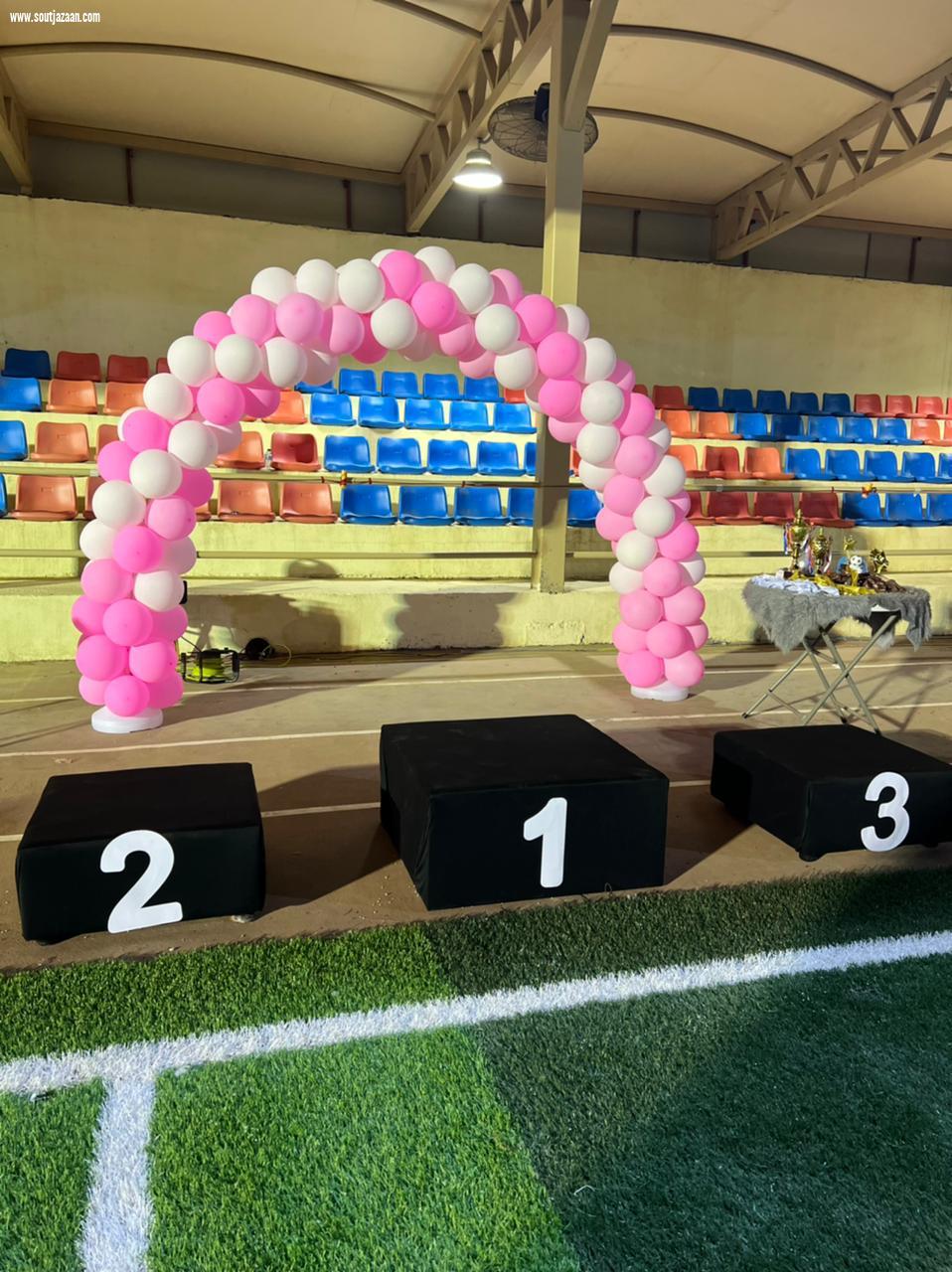 وسط حضور جماهيري نسائي كبير | بلدية صامطة تتوج فريق العطاء النسائي بطلاً لبطولة كرة القدم النسائية الأولى بالمنطقة