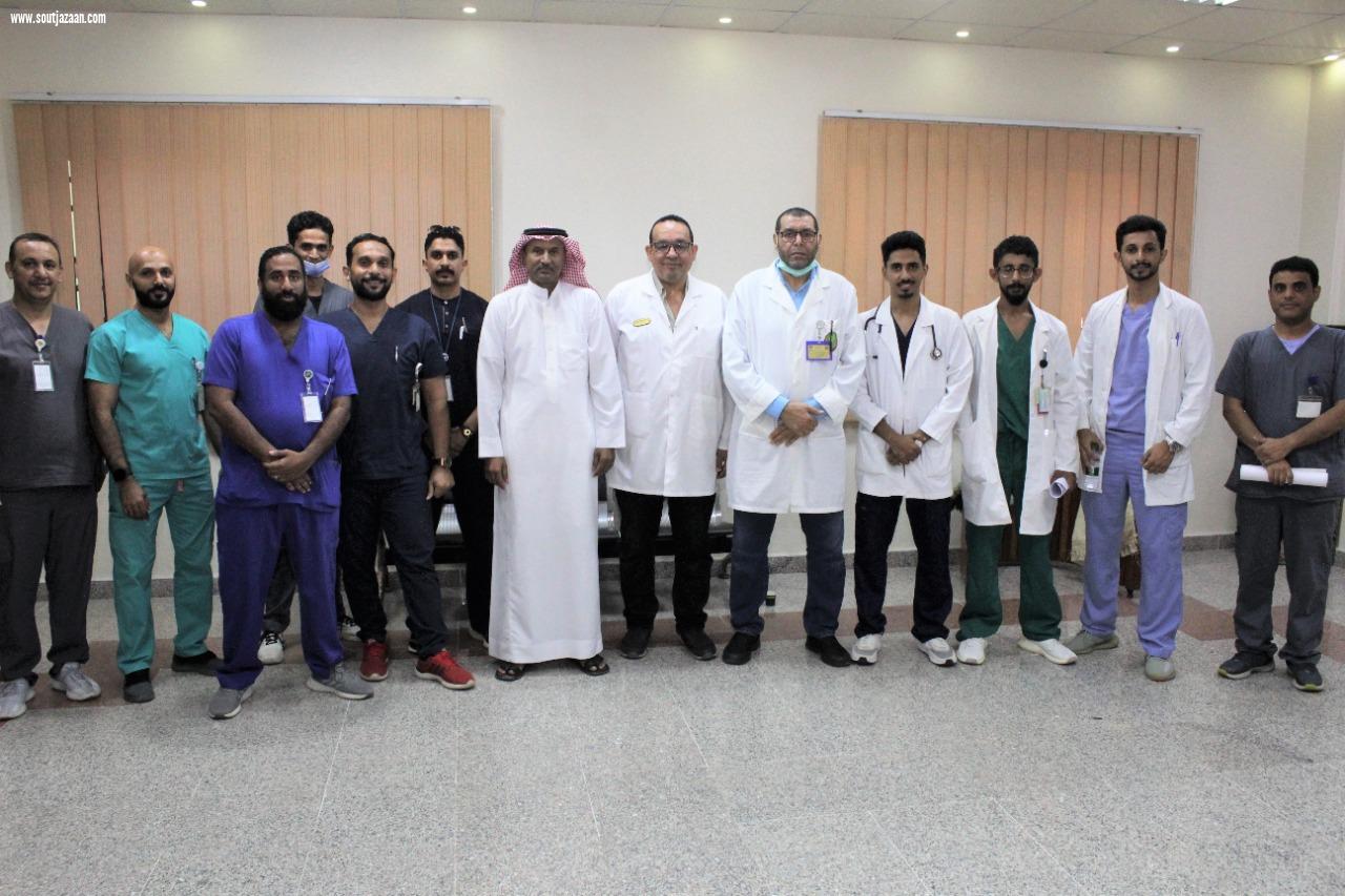 العيادات الشاملة التخصصية لقوى الأمن تزور مركز التأهيل الشامل بجازان