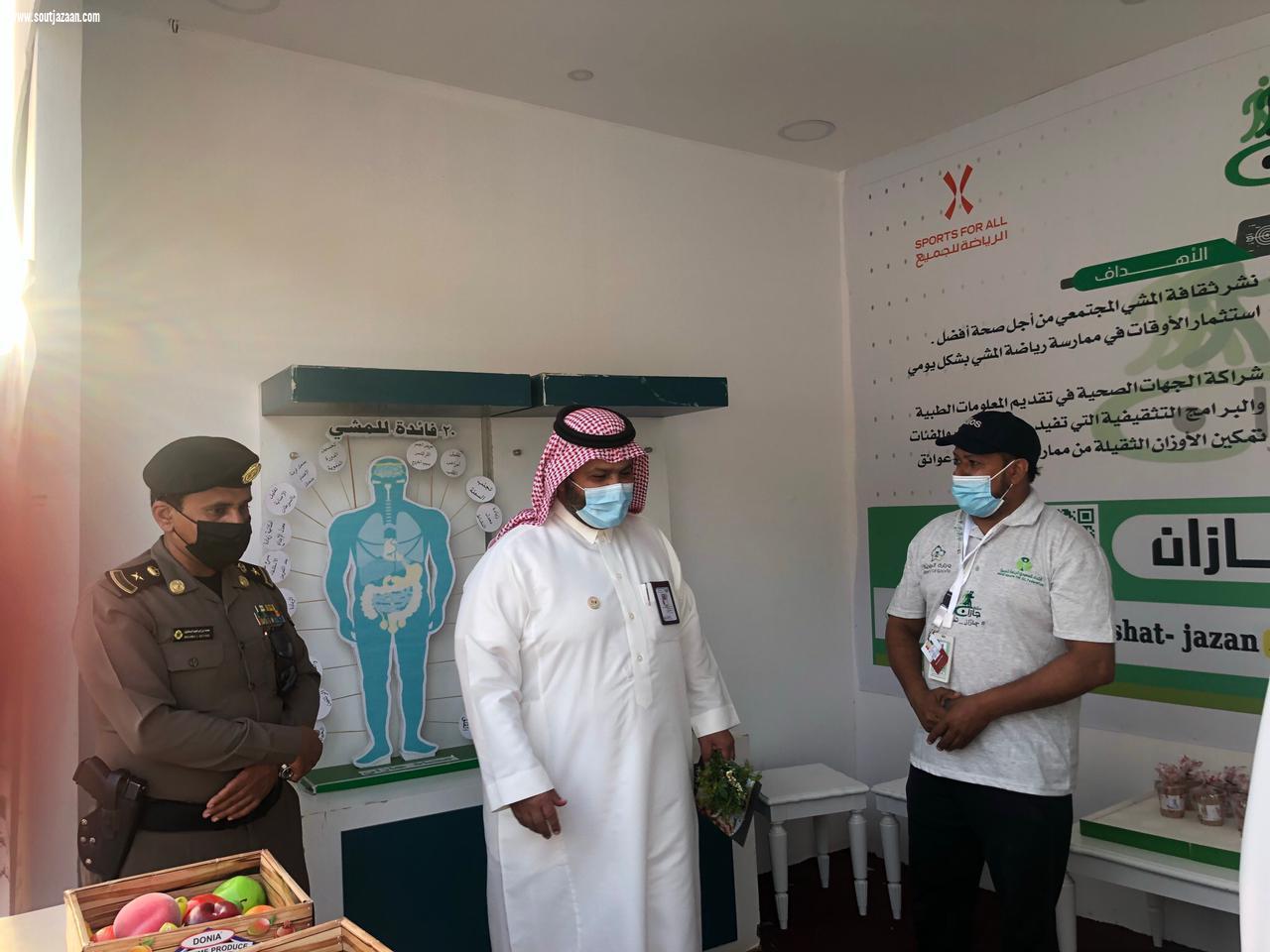 محافظ الداير يزور ركن مشاة جازان بمهرجان البن الخولاني الثامن 