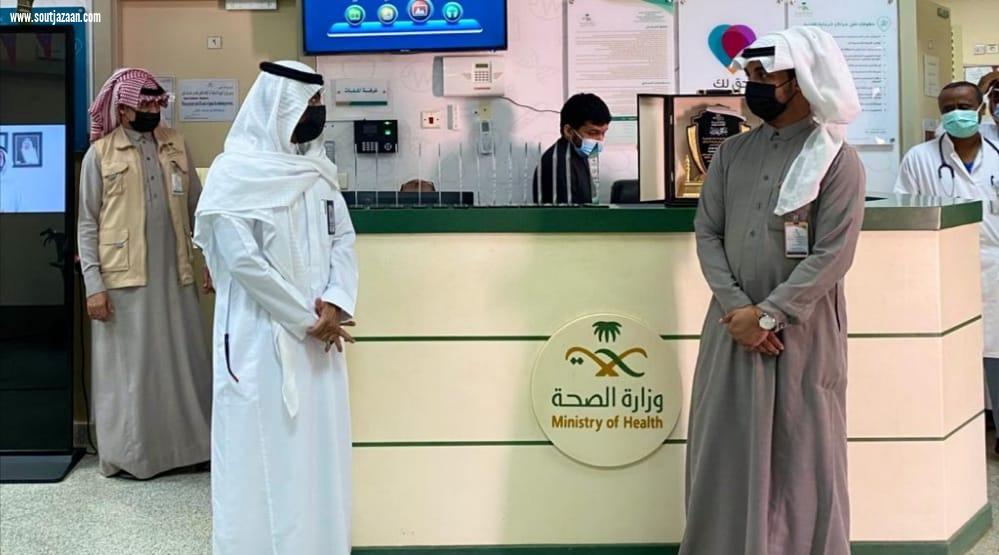  مدخلي  يكرم منسوبي مركز الدريعية بمناسبة حصولهم على جائزة التميز 