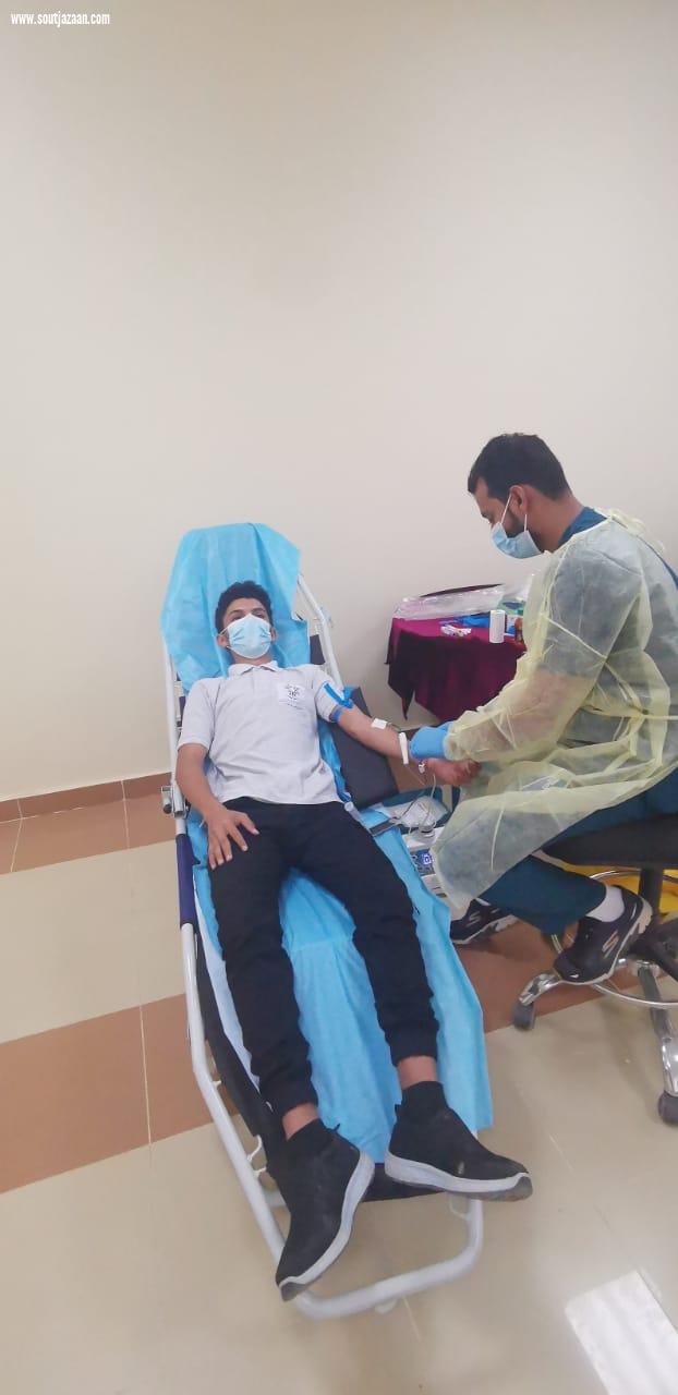 بمناسبة اليوم الوطني وبالتعاون مع الكلية التقنية بالعارضة مستشفى العارضة العام ينفذ حملة تبرع بالدم