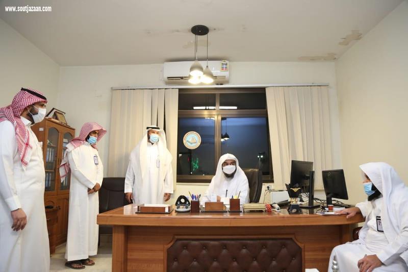 مدير عام هيئة الأمر بالمعروف بالقصيم يزور هيئة عنيزة 