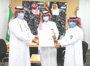 مدير عام الإدارة العامة للرعاية الصحية المنزلية بالوزارة يكرم    حكمي 