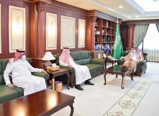 سمو أمير منطقة جازان يستقبل وفد وزارة الداخلية 