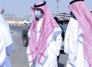 الدكتور الغامدي يقوم  بجولة إشرافية لأقسام وإدارة الرعاية الصحية المنزلية بجازان