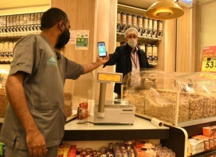 أمين منطقة جازان يعتمد خطة الرقابة الصحية خلال شهر رمضان 