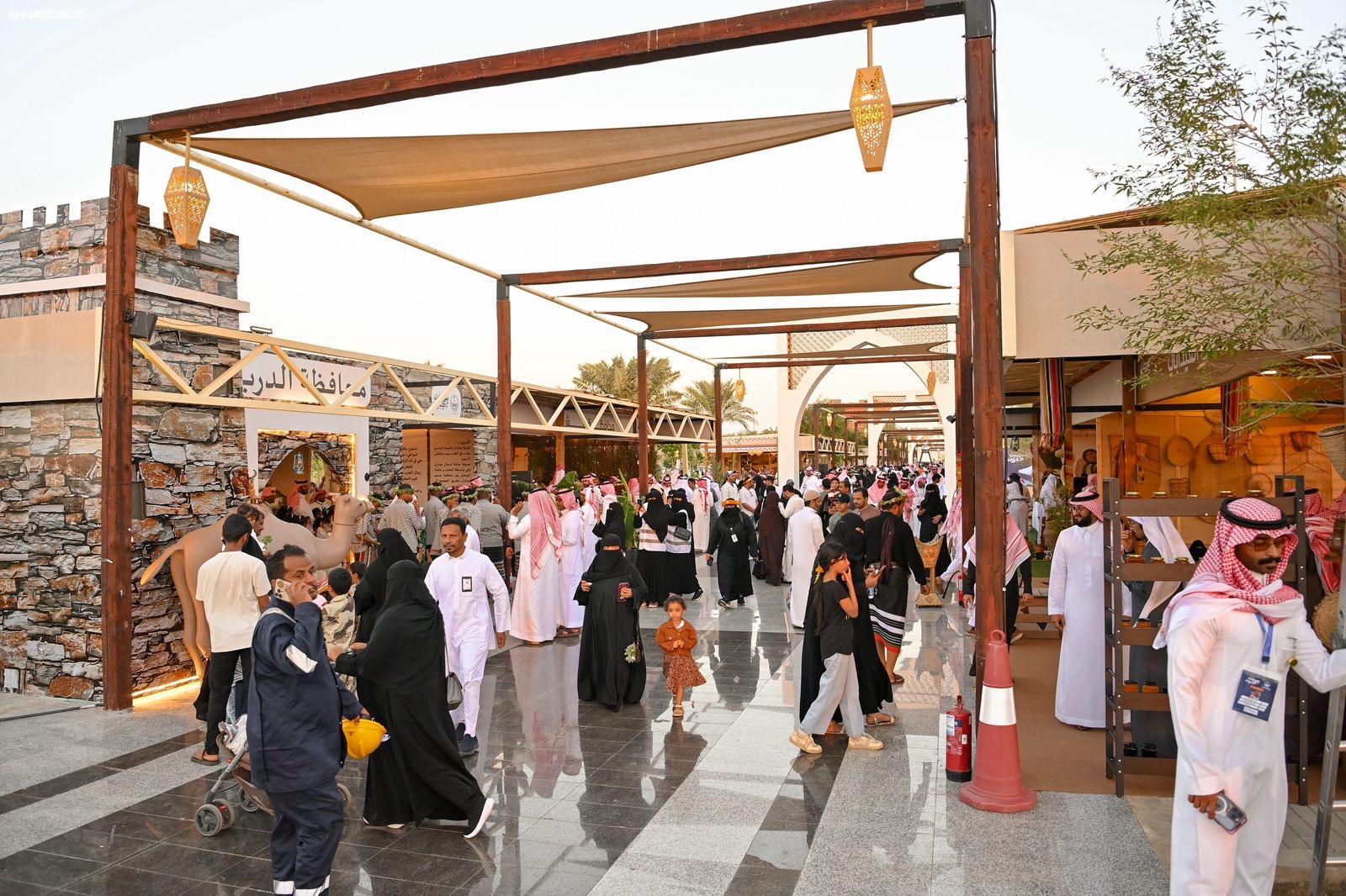 مهرجان جازان 2026 يستقطب الزوار عبر منطقة هذه جازان عاكسة كنوز الطبيعة بالمنطقة