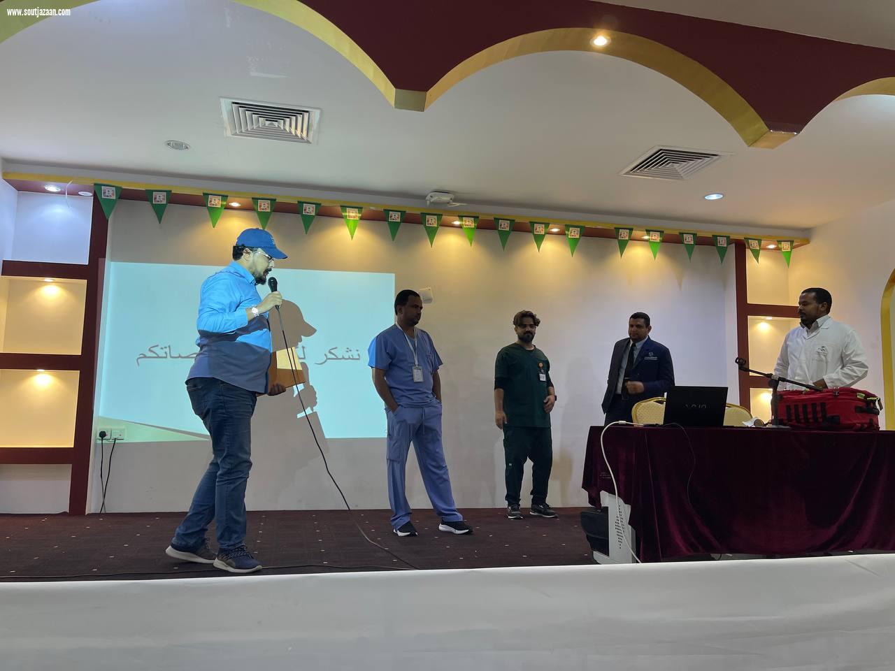 بالتعاون مع الكلية التقنية بالعارضة مستشفى العارضة العام يقيم محاضرة توعوية عن دور الرعاية المنزلية في خدمة المجتمع