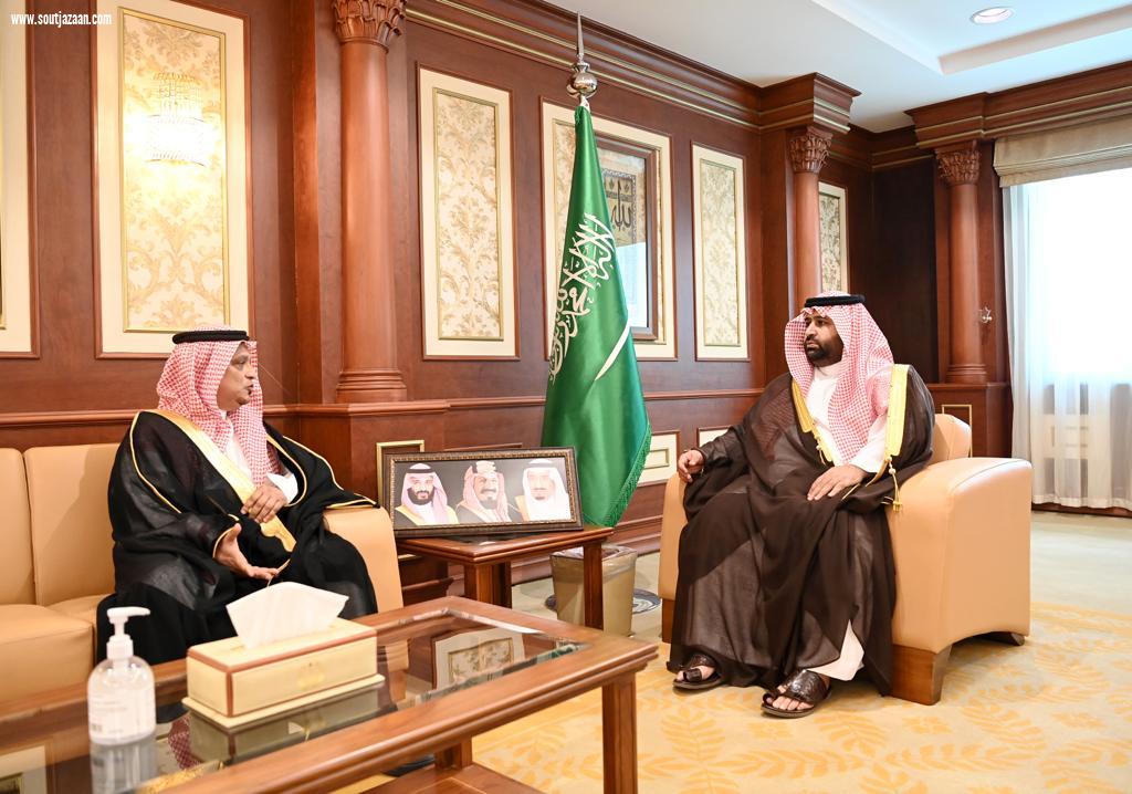 سمو نائب أمير جازان يتسلم التقرير السنوي لفرع صندوق التنمية الزراعية لعام 2022م 