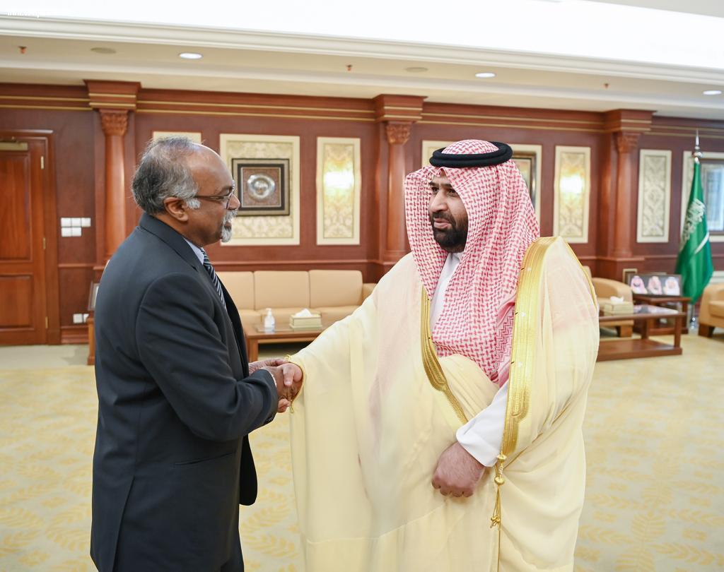 سمو نائب أمير منطقة جازان يستقبل القنصل العام لجمهورية سنغافورة لدى المملكة