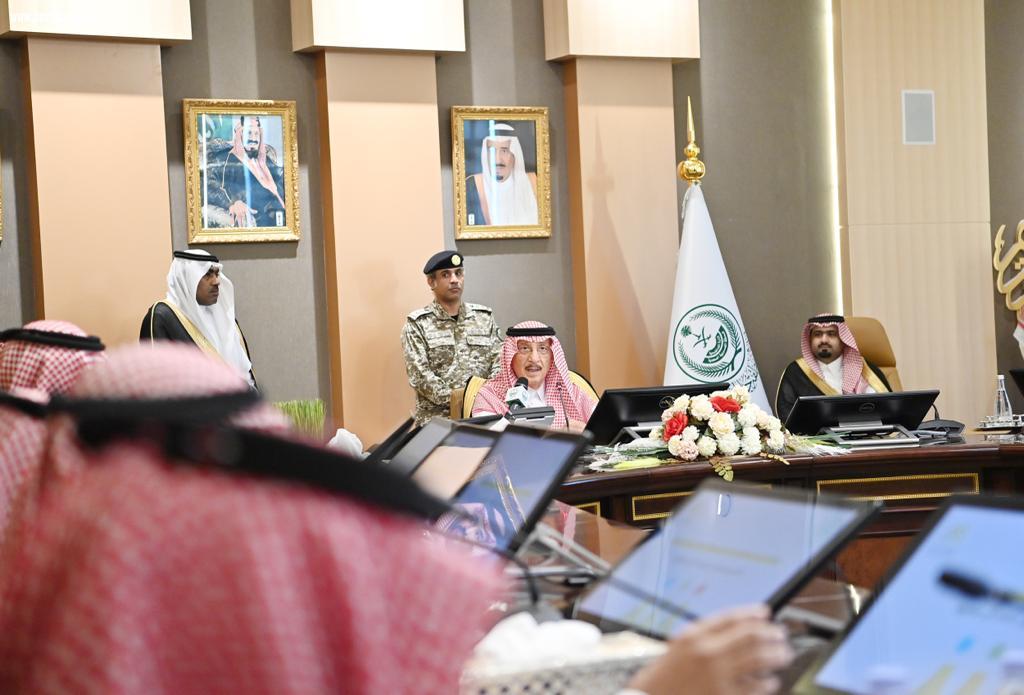 سمو أمير منطقة جازان يرأس الجلسة الأولى لمجلس شباب المنطقة 