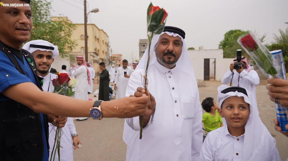 مستشفى صامطة العام تشارك المواطنين فرحة العيد