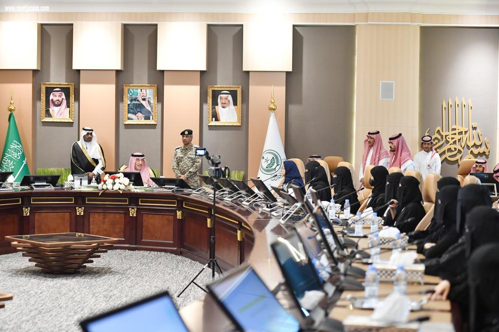 سمو أمير منطقة جازان يرأس الجلسة الأولى لمجلس شباب المنطقة 