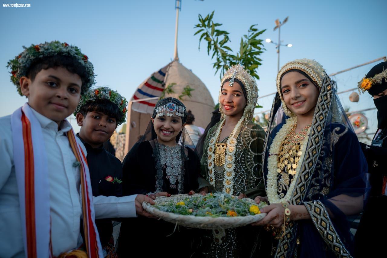 الزي التراثي يلفت الأنظار في مهرجان جازان 2026