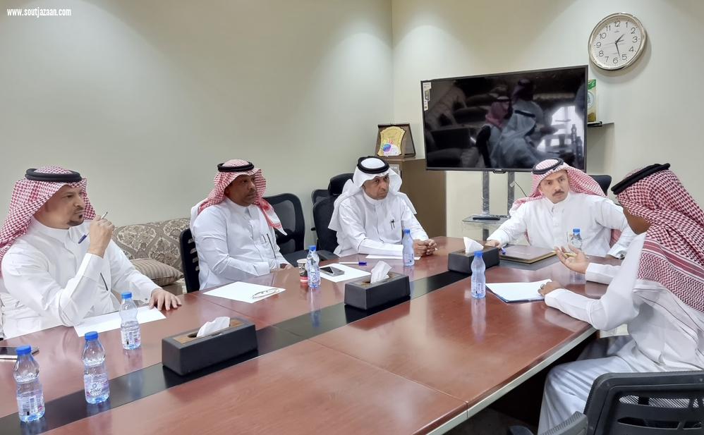 وفد من جامعة جازان يقوم بزيارة لدار الملاحظة بجازان