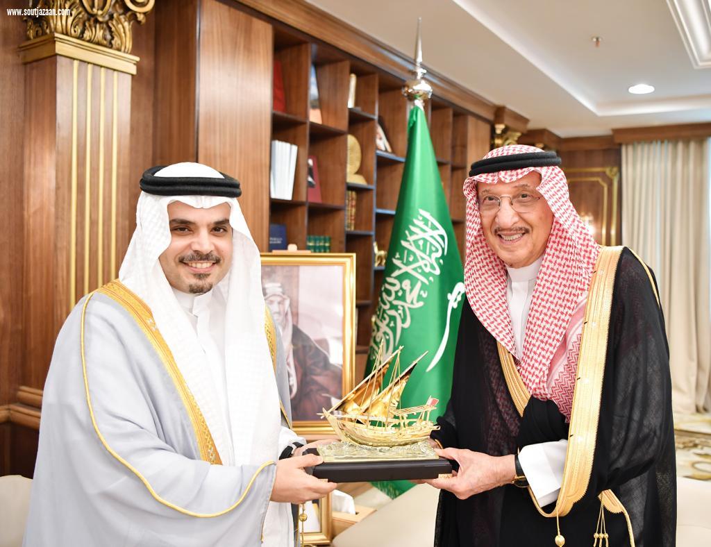 سمو أمير منطقة جازان يستقبل سفير مملكة البحرين لدى المملكة