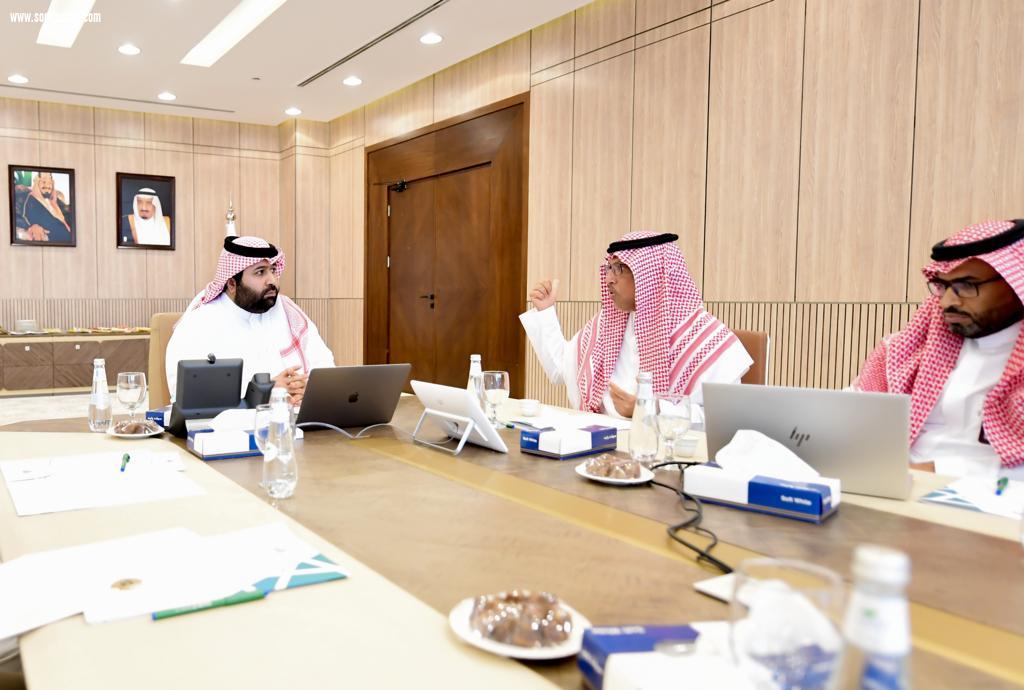 سمو نائب أمير جازان يقف على جاهزية مبنى الأمانة الجديد ويطلع على أبرز مشاريعها