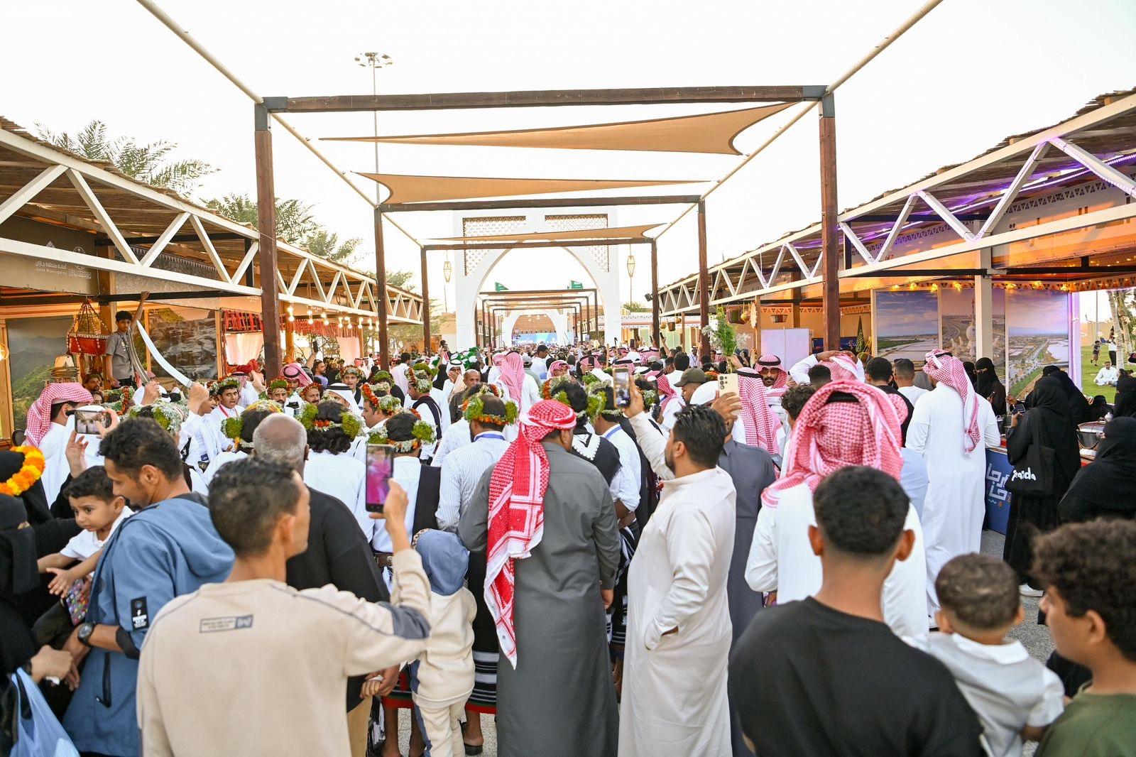 مهرجان جازان 2026 يستقطب الزوار عبر منطقة هذه جازان عاكسة كنوز الطبيعة بالمنطقة