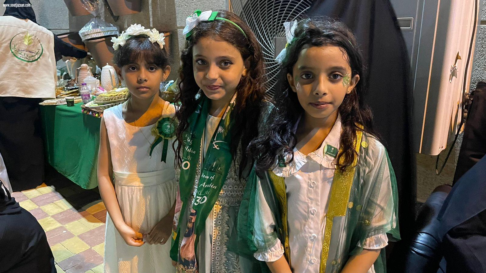 جمعية البر ورائدات المسارحة يحتفلون باليوم الوطني السعودي 93