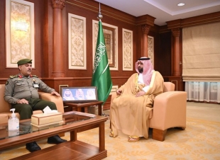 سمو نائب أمير جازان يستقبل مدير جوازات المنطقة