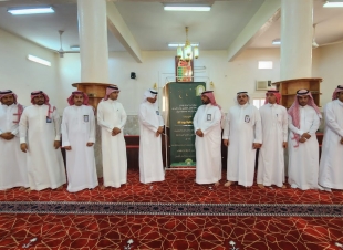 صالح القحطاني يتفقد مساجد محافظ فيفا يدشن مبادرة تهيئة وتنظيف المساجد بالمحافظة 