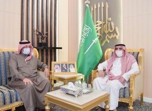 سمو الأمير محمد بن ناصر يستقبل سمو أمير منطقة عسير
