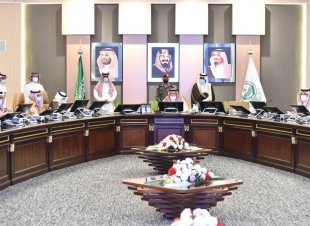 سمو أمير منطقة جازان يرأس اجتماع لجنة التوطين العليا بالمنطقة