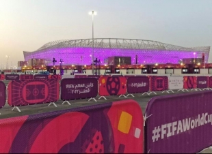الفيفا يختار الرويلي ضمن المرشحين لدعم الجوانب التشغيلية لمونديال قطر
